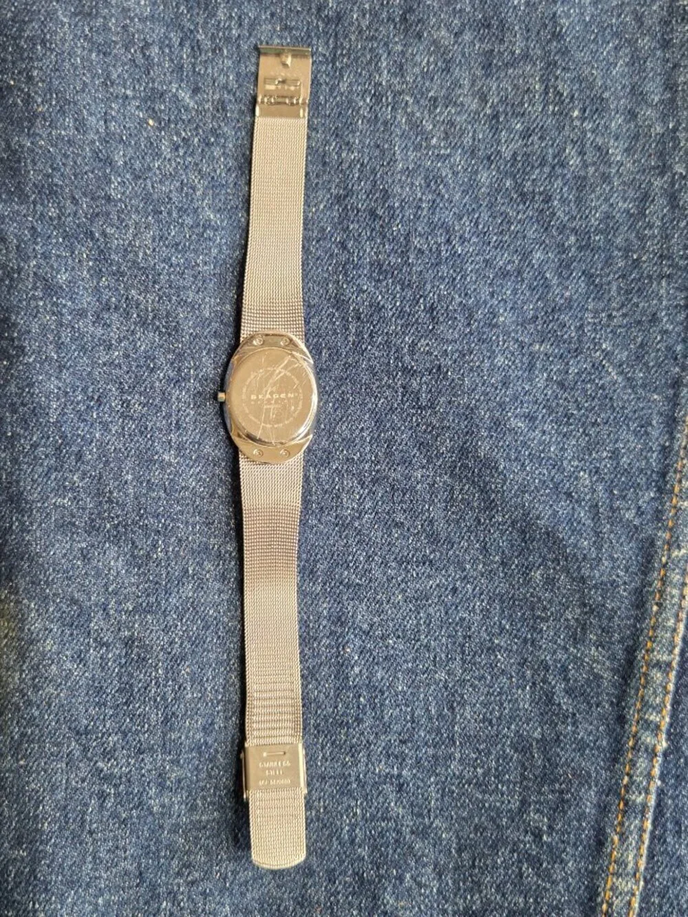 Women's - Skagen Denmark Watch with Steel Mesh Band and 12 Stones - new battery